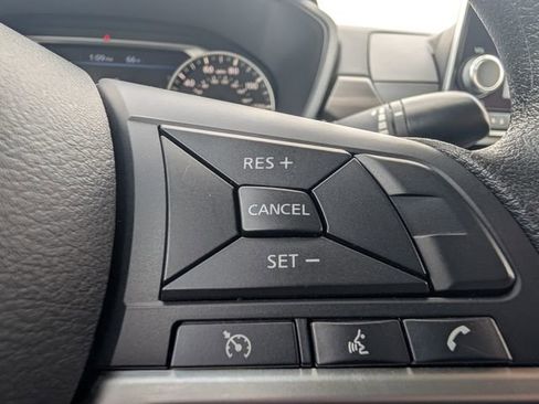 Used 2024 Nissan Altima 2.5 SV FWD image 20