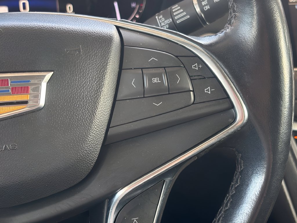 Used 2019 Cadillac XT5 Premium Luxury FWD image 32