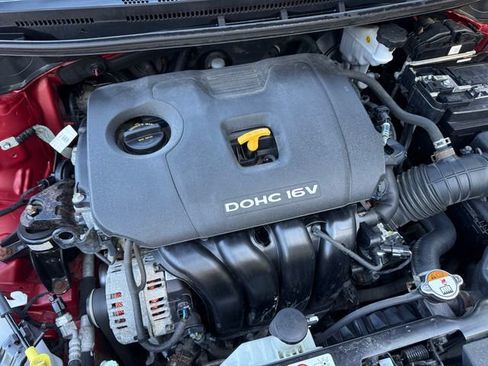 Used 2018 Kia Forte S image 34