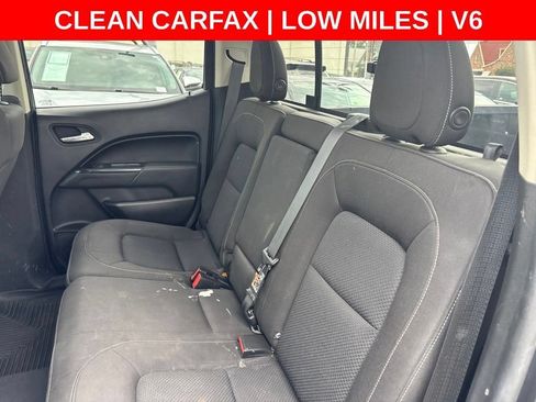Used 2017 Chevrolet Colorado LT w/ LT Convenience Package RWD image 12
