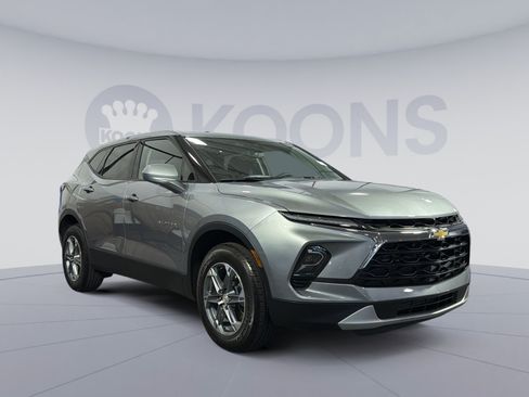 Used 2023 Chevrolet Blazer LT AWD/4WD image 10