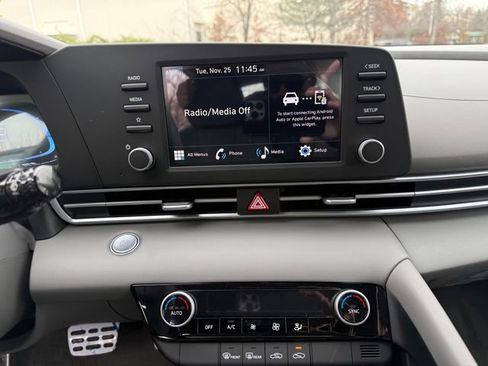 New 2026 Hyundai Elantra Sport image 16