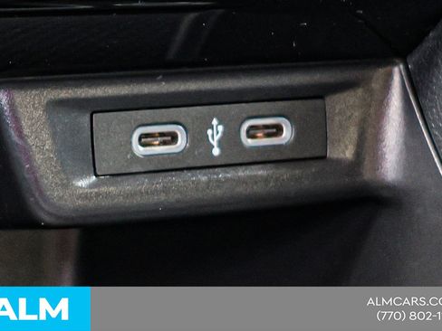 Used 2024 Volkswagen Jetta SE FWD image 32
