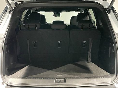 Used 2025 GMC Acadia Elevation image 5