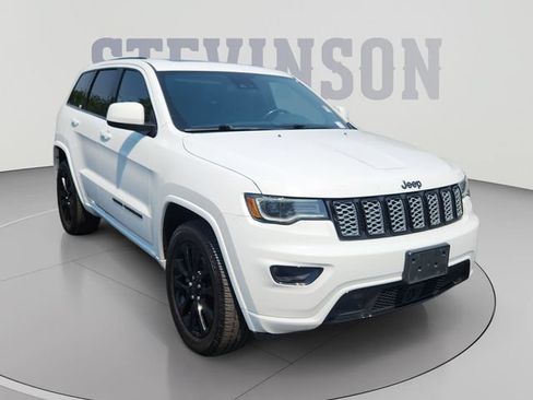 Used 2021 Jeep Grand Cherokee Laredo X AWD/4WD image 7