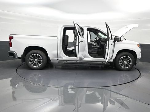 Used 2023 Chevrolet Silverado 1500 LTZ w/ Z71 Off-Road Package AWD/4WD image 33