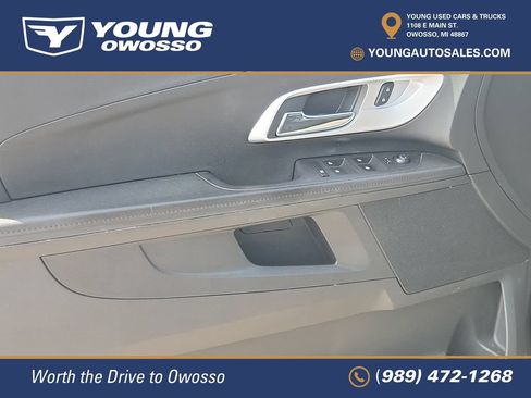 Used 2017 Chevrolet Equinox LT w/ Convenience Package FWD image 18