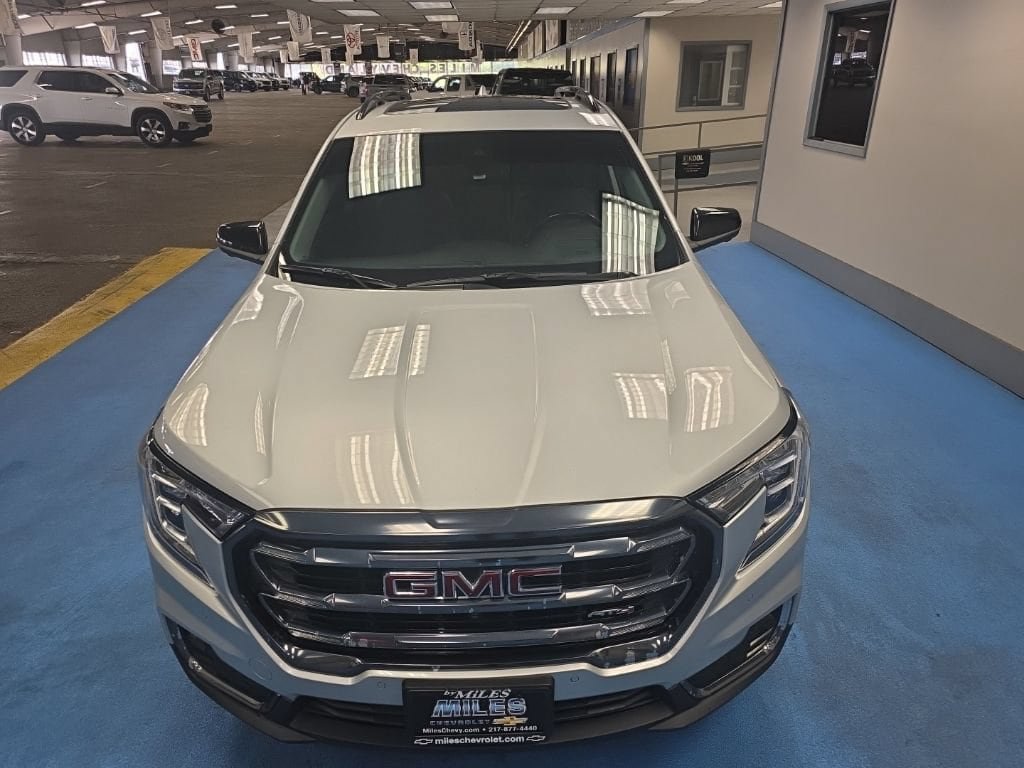 Certified 2022 GMC Terrain AT4 w/ Infotainment Package II AWD/4WD image 7