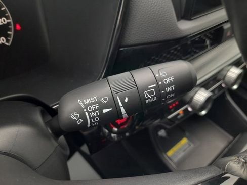Used 2023 Honda CR-V EX-L image 17