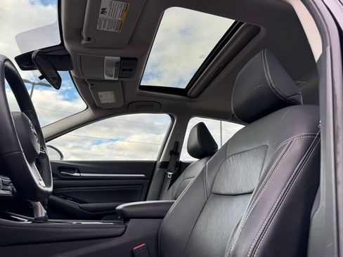 Used 2023 Nissan Altima 2.5 SL image 9