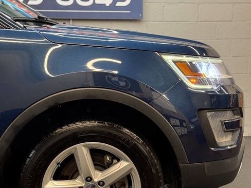 Used 2017 Ford Explorer XLT w/ Equipment Group 201A image 20