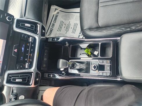 Used 2021 Kia Sorento SX Prestige image 30