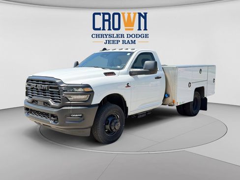 New 2026 RAM 3500 Tradesman AWD/4WD image 7
