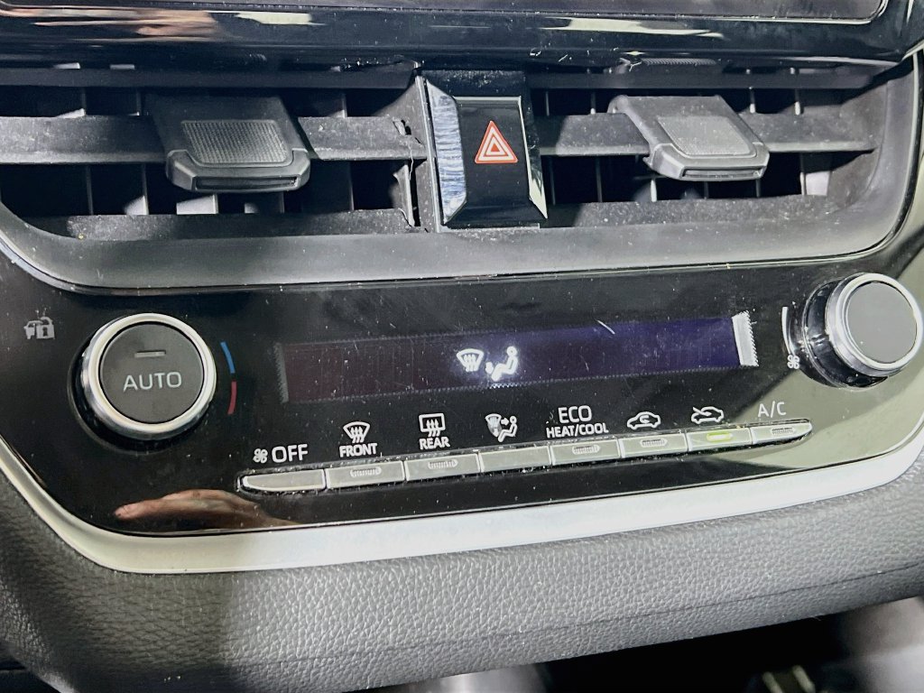 Certified 2024 Toyota Corolla LE FWD image 14