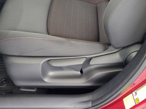 Used 2025 Toyota Corolla SE w/ SE Premium Package FWD image 15