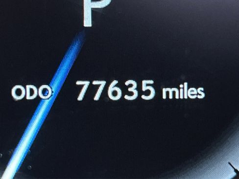 Used 2017 Lexus IS 200t F Sport w/ F Sport Package image 17