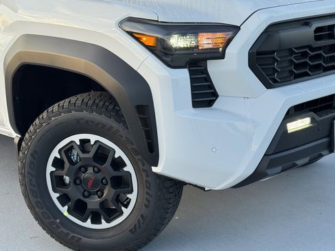 New 2026 Toyota Tacoma TRD Off-Road image 10