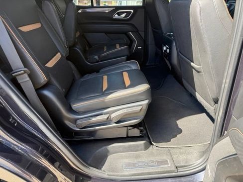 Used 2023 GMC Yukon AT4 w/ AT4 Premium Package AWD/4WD image 21