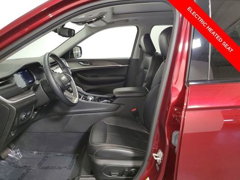 Used 2022 Jeep Grand Cherokee L Limited w/ MOPAR Finishing Package image 9