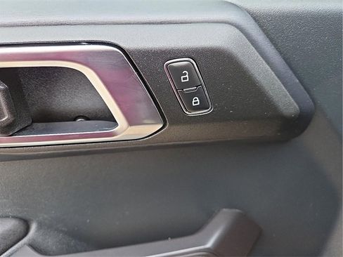 Used 2024 Ford Bronco Badlands image 13