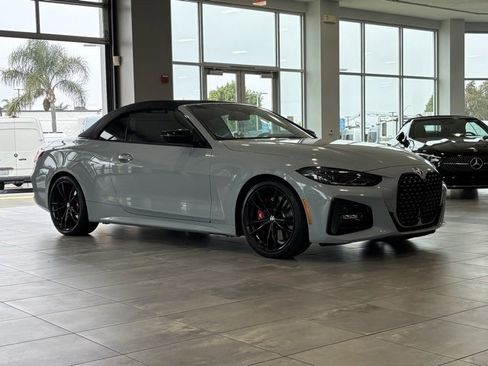 Used 2023 BMW 430i Convertible w/ M Sport Package image 10