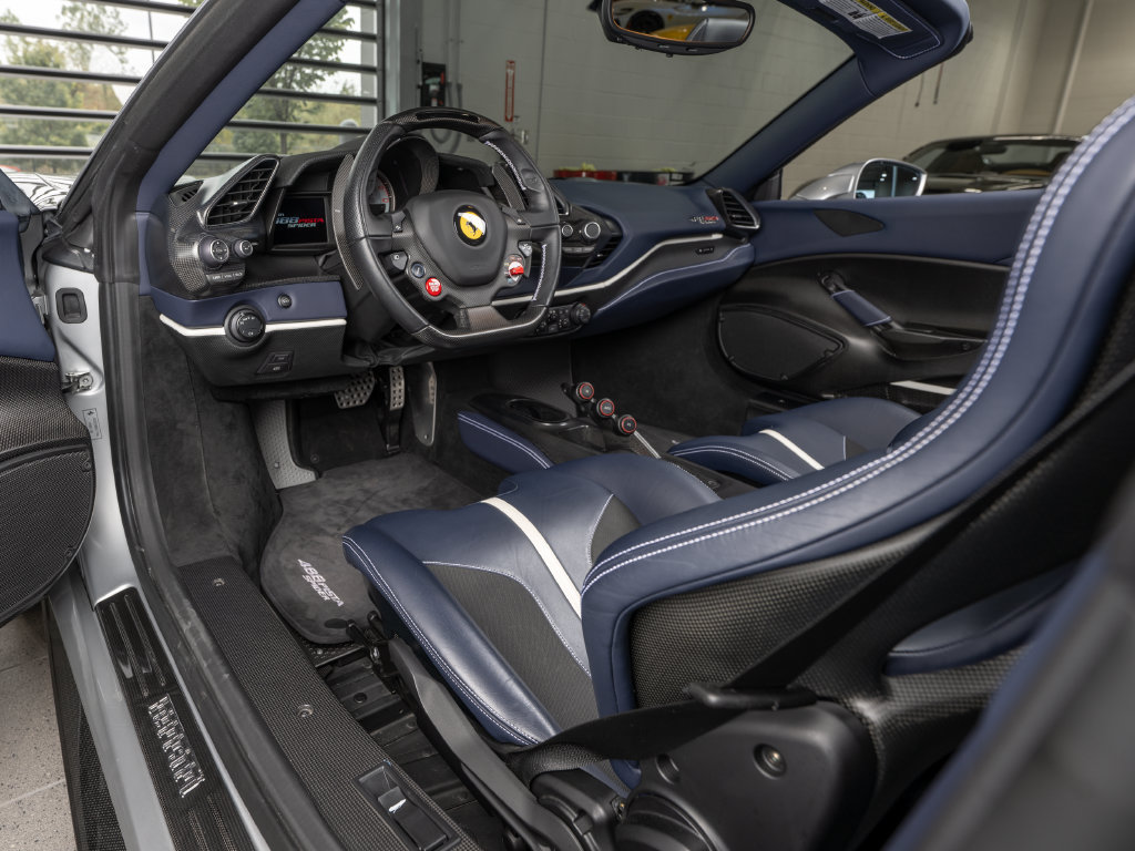 Certified 2019 Ferrari 488 Pista Coupe RWD image 17