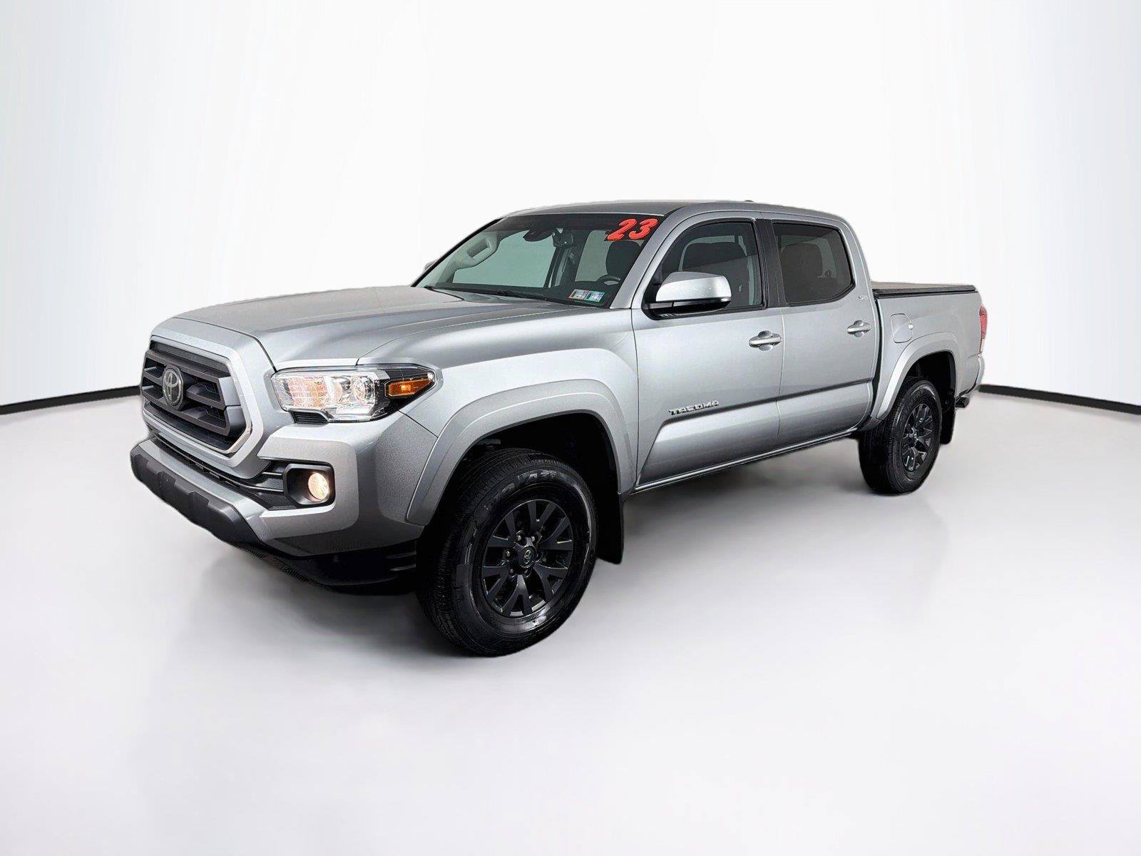 Used 2023 Toyota Tacoma SR5 AWD/4WD image 7