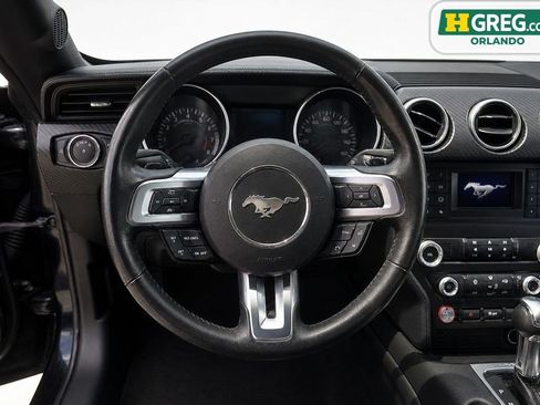 Used 2019 Ford Mustang Coupe RWD image 8
