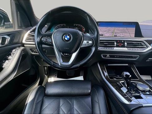 Used 2023 BMW X5 xDrive40i w/ Premium Package AWD/4WD image 11