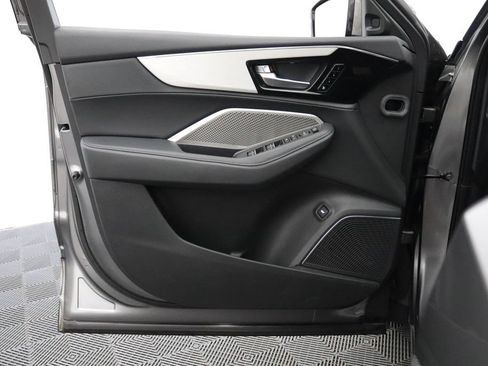 Used 2024 Acura MDX SH-AWD image 13