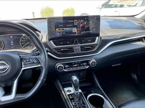 Certified 2023 Nissan Altima 2.0 SR FWD image 5