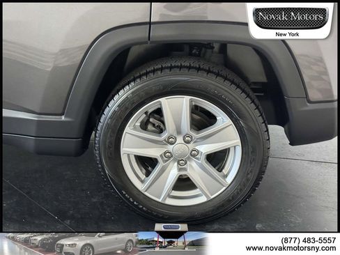 Used 2022 Jeep Compass Latitude image 8