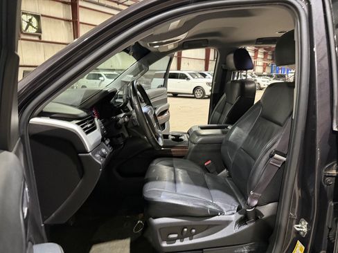Used 2015 GMC Yukon SLE w/ Convenience Package RWD image 13
