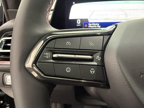 Used 2025 Chevrolet Traverse RS w/ LPO, Floor Liner Package image 15