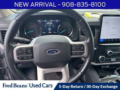 Used 2023 Ford Expedition XLT AWD/4WD image 13