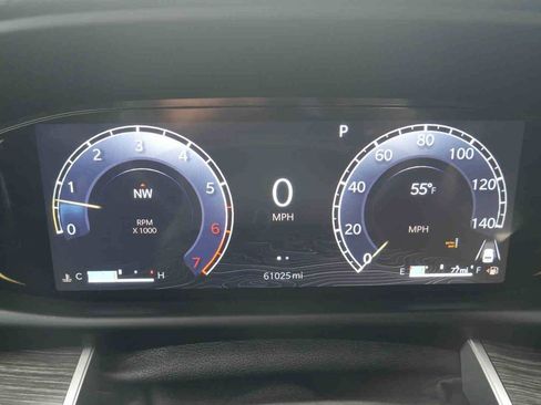 Used 2024 Jeep Wagoneer Series III image 42