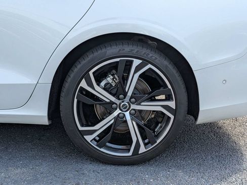 Certified 2024 Volvo S60 B5 Plus w/ Protection Package FWD image 12