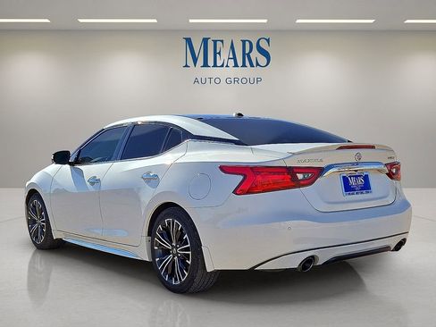 Used 2016 Nissan Maxima Platinum w/ Interior Lighting Package image 3