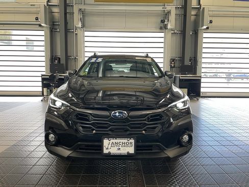 Used 2025 Subaru Crosstrek 2.5i Limited AWD/4WD image 3
