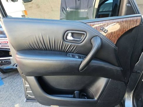 Used 2020 Nissan Armada Platinum w/ Cargo Package RWD image 9