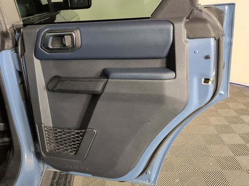 Used 2025 Ford Bronco Heritage Edition AWD/4WD image 38