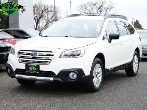 Used 2016 Subaru Outback 2.5i image 1