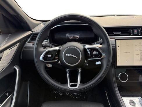 Used 2025 Jaguar F-PACE R-Dynamic S AWD/4WD image 13