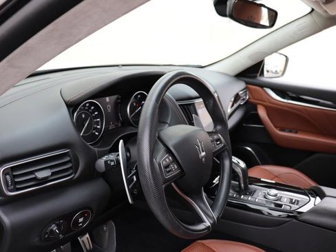 Used 2022 Maserati Levante Modena image 53