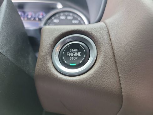 Used 2021 Chevrolet Suburban High Country image 29