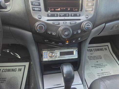 Used 2006 Honda Accord EX-L image 8