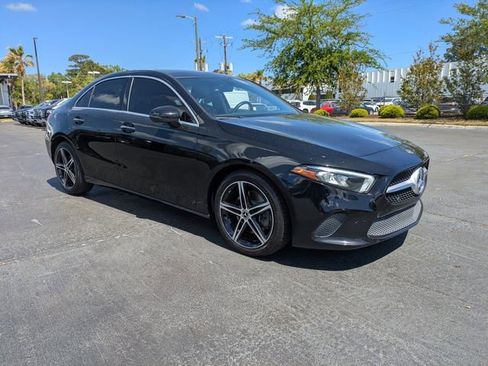Used 2022 Mercedes-Benz A 220 image 2