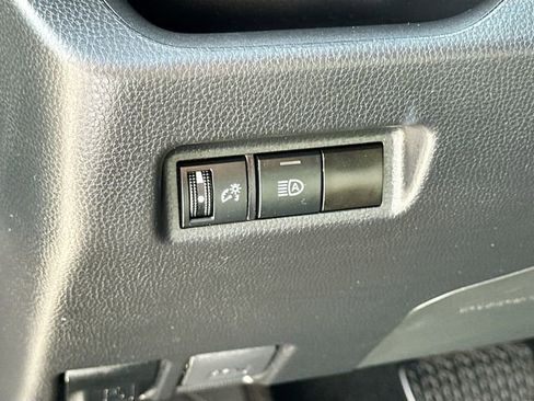 Used 2023 Toyota RAV4 LE FWD image 10