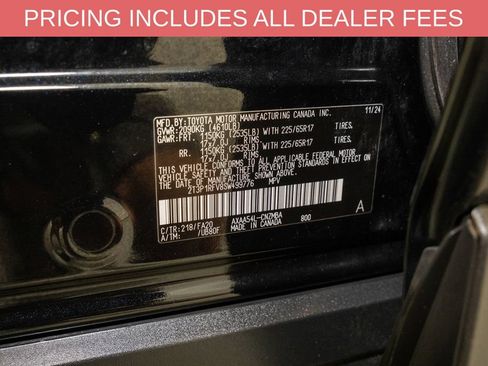 Used 2025 Toyota RAV4 XLE AWD/4WD image 19