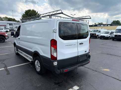 Used 2016 Ford Transit 250 130 Low Roof w/ Exterior Upgrade Package RWD image 6